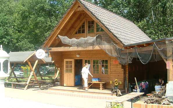 Fischerhütte am Grünewalder Lauch, Foto: Stadt Lauchhammer