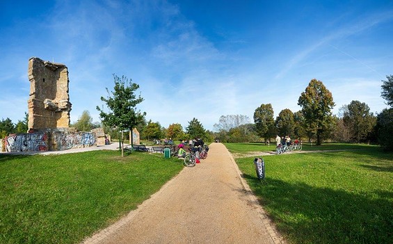 Kletterfelsen im Eichepark in Altlandsberg, Foto: Tourismusverband Seenland Oder-Spree e.V.