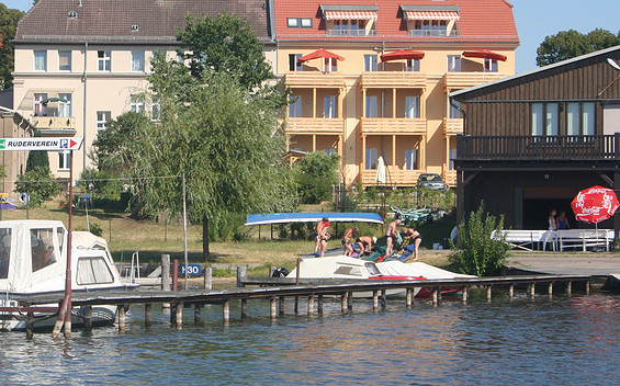 Apartment house at Grienericksee