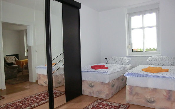 Schlafzimmer der Ferienwohnung an der Oder in Oderberg, Foto: Rudolf Hintze