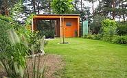 Garten mit Carport zum Ferienhaus Schorfheide in Finowfurt, Foto: Frau Dr. Braun