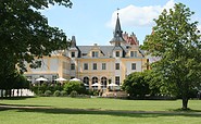 Schloss und Gut Liebenberg Ansicht vom Park, Foto: DKB Stiftung Liebenberg gemeinnützige GmbH