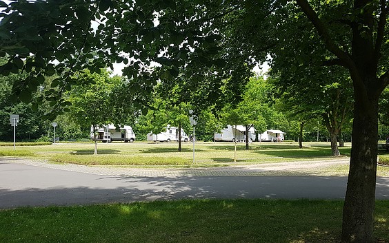 Wohnmobilstellplatz am Rosengarten, Foto: Diana Priel