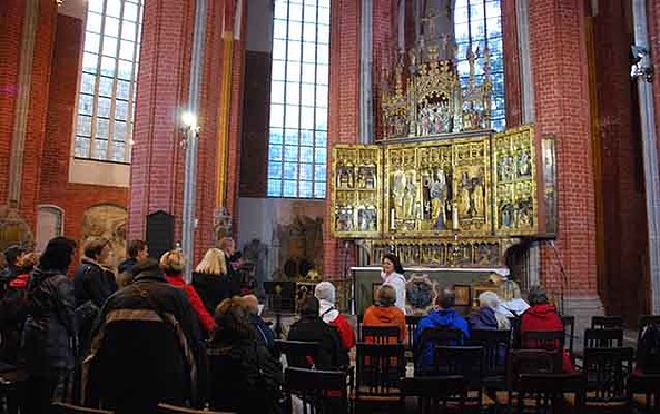 Führung im Dom zu Brandenburg, Foto: Tourismusverband Havelland e.V.