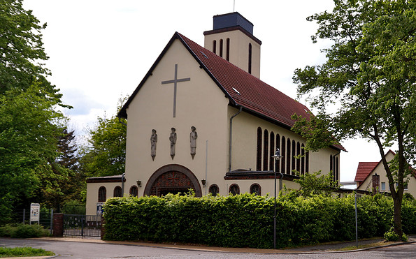 Kirche Sankt Bonifatius in Erkner, Foto: Stadt Erkner