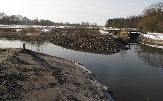Blick auf das Wehr Krewelin Foto: LUGV, L. Landgraf