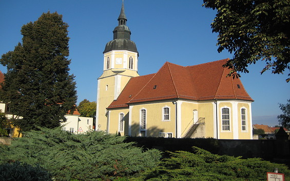 St.-Georgs-Kirche Großkmehlen © Amt Ortrand
