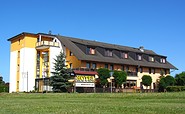 Außenansicht, Foto: Hotel &amp; Restaurant Willmersdorfer Hof