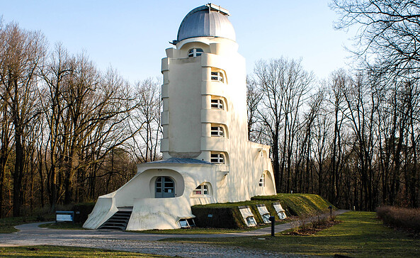 Einsteinturm - Barbara Plate