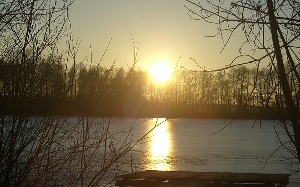 Sonnenuntergang am Rammoltsee, Seelenheil auch an kalten Tagen; Foto: TEG