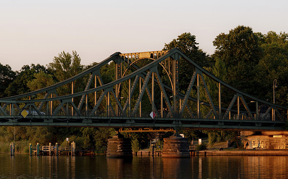 Glienicker Brücke - PMSG, Nadine Redlich