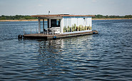 WhiteBoat-außen,Foto:Hausbootvermietung Werder GbR