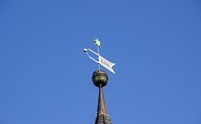 Kirchturmspitze der Dorfkirche Braunsberg, Foto: ScottyScout
