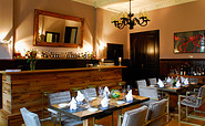 Restaurant mit Barbereich, Foto: Schloss Reichenow