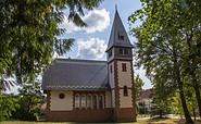 Dorfkirche Kleinzerlang, Foto: ScottyScout