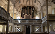 Innenraum der Kirche mit Blick auf die Schuke Orgel, Foto: TMB-Fotoarchiv/ScottyScout