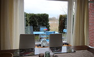 Esstisch mit Blick zur Terrasse, Foto: J. Nowak