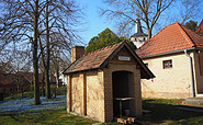 Backofen neben der Dorfkirche, Foto: Tourismusverband Fläming e.V.