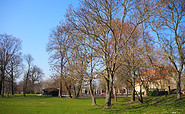 Blick in den Park hinter dem Schloss, Foto: Tourismusverband Fläming e.V.