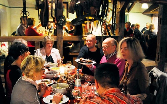 Dahses Gasthaus und Der Kuhstall