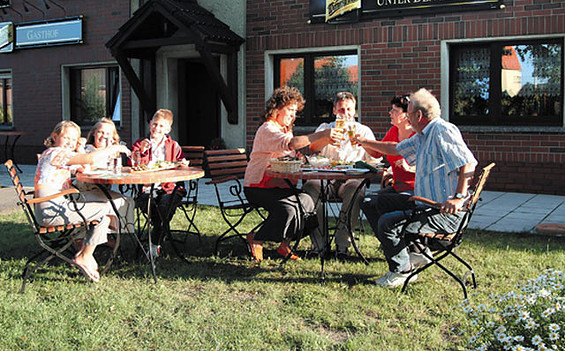 Gaststätte "Unter den Linden" Bernheide