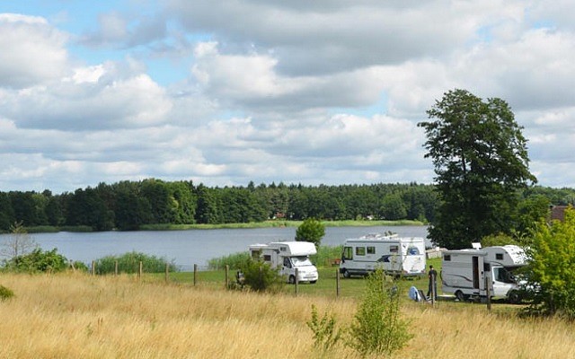 Wohnmobilstellplatz am Restaurant "Haus am See", Prignitz