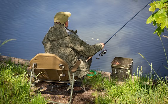 Angler im Seenland Oder-Spree, Foto: Seenland Oder-Spree e.V./Florian Läufer