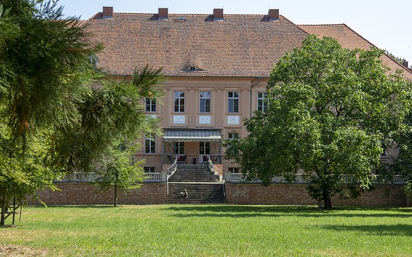 Gutspark Rühstädt mit Blick auf das Schlosshotel, Foto: TMB-Fotoarchiv/ScottyScout