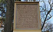 Hirschdenkmal Inschrift, Foto: Henry Babuliack