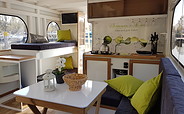 Die Bootschaft - Küche, Foto: Die Bootschaft - Hausboote zum Verlieben