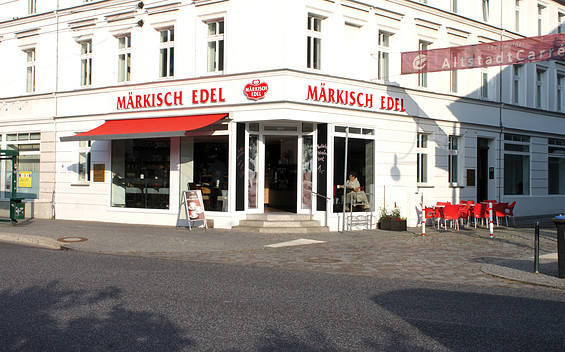 Außenansicht des Stadtcafés Märkisch Edel, Foto: Märkisch Edel GmbH