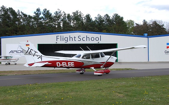 ARDEX GmbH Flight School