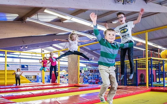 Toben in der Indoorspielewelt, Foto: Fit& Fun GmbH