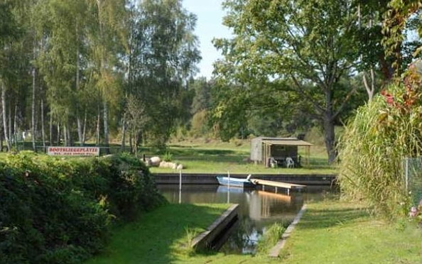 Blick auf den Kanal, Foto: Camping &quot;Am Mühlenfließ&quot;