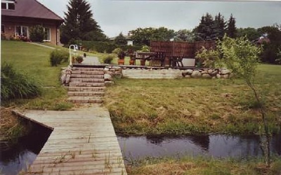 Haus mit Garten, Foto: Heidrun Köhnke