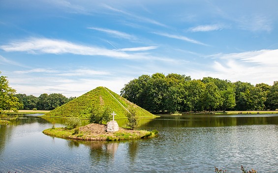 Wasserpyramide im Branitzer Park, Foto: Peter Becker