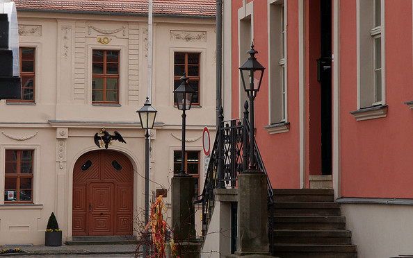 Blick vorbei am Rathaus zur Alten Posthalterei, Foto: Stadt Beelitz