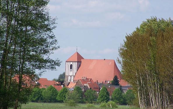 Kirche in Wusterhausen, Foto: Elke Schmiele