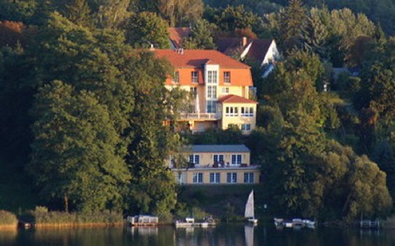 Wellness & Massage in the Hotel "Vier Jahreszeiten"