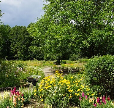 Spreewald Kräuterey - Herb Garden at Schlossberghof Burg