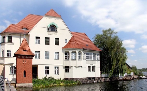 Ferienwohnungen auf der Dominsel - Havelpegel