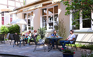 Terrasse Gästehaus Friedensau, Foto: Daniel Raßbach