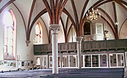 Empore mit Orgel in der Evangelische Kirche Heinersbrück, Foto: Amt Peitz