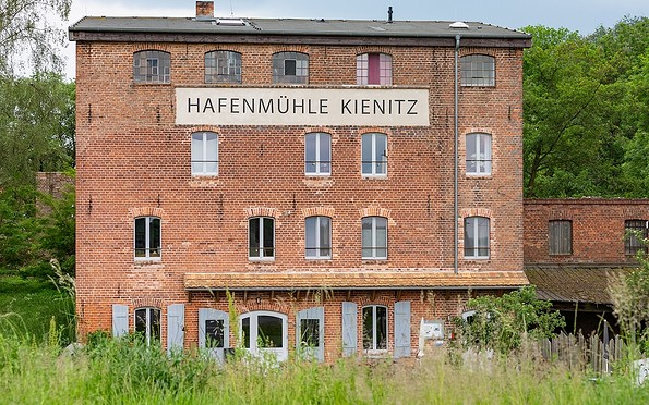Naturerlebnishof &quot;Uferloos&quot; - Hafenmühle Kienitz, Foto: Seenland Oder-Spree e. V.