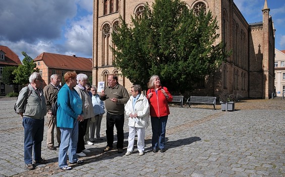 Waterside Town Guided Tours