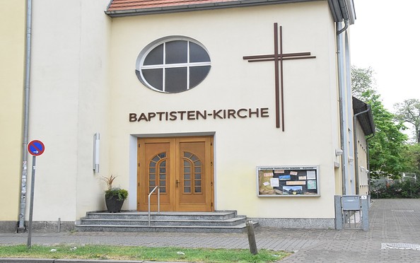 Baptisten-Kirche, Foto: TMB-Fotoarchiv/Bernd Gewohn