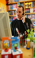 Telefonische Bestellung in der Schatzinsel, Foto: Buchhandlung Schatzinsel