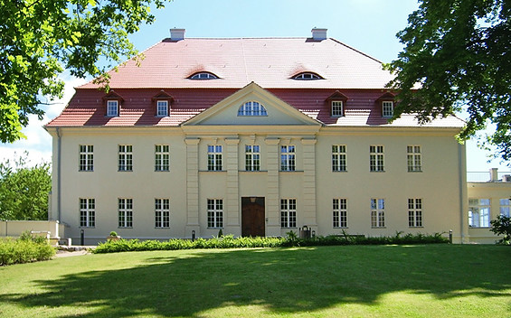 Radfahrer auf dem Humboldthain in Brandenburg an der Havel