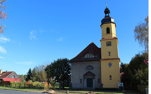 Alte Fassade der Dorfkirche Niederlehme, Foto: Tourismusverband Dahme-Seenland e.V.