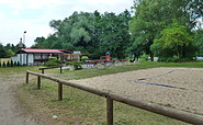 Spielplatz am Badestrand in Gussow, Heidesee, Foto: Tourismusverband Dahme-Seenland e.V.